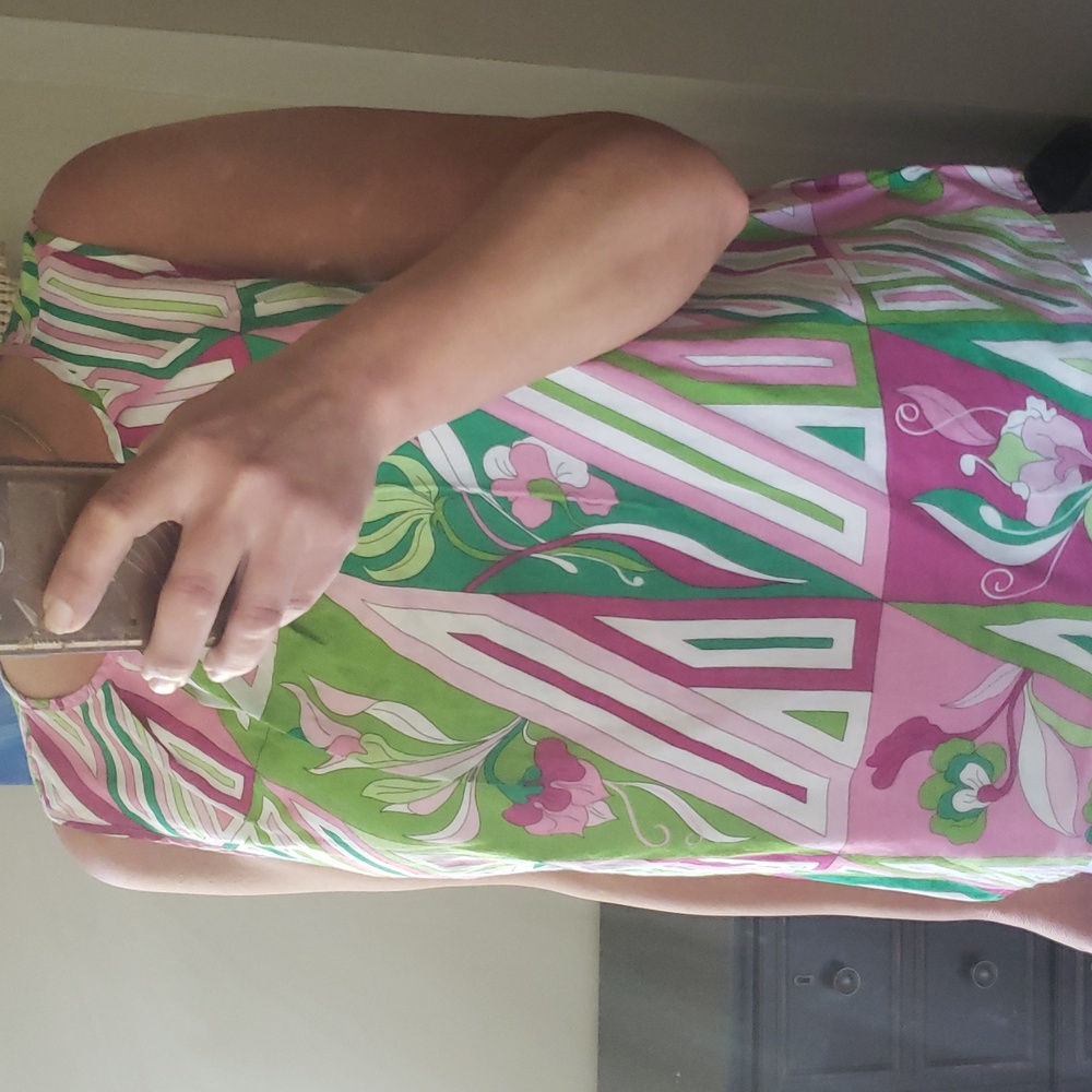 Talbots Sleeveless Blouse with button up back - Picture 4 of 10